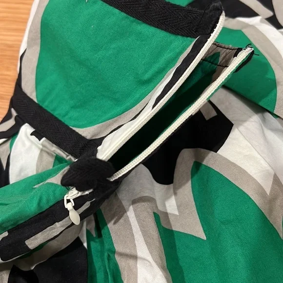 Junior/Women’s skirt - Picture 4 of 5